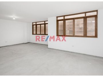 ¡Gran Oportunidad! 
Casa de 4 Pisos en Chorrillos – Ideal para Vivienda o Negocio
📍 Calle Garcilazo de la Vega, Urb. Buenos Aires – Chorrillos

Ár