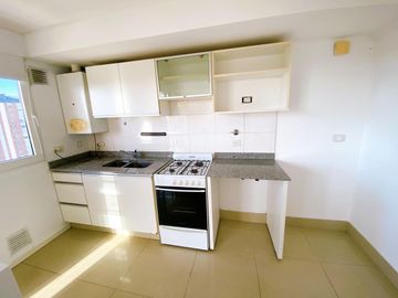 Departamento con cochera - Beccar Av Centenario  al 2000 - venta y alquiler