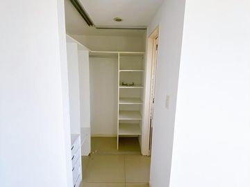 Departamento con cochera - Beccar Av Centenario  al 2000 - venta y alquiler