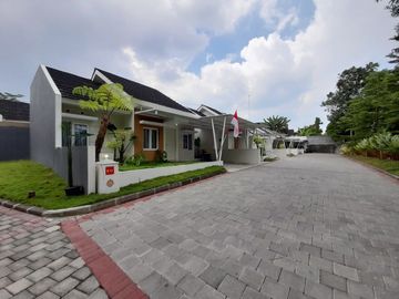 Beli Rumah Sekarang GRATIS Kanopi & Pagar di Prambanan 300 Jt-an