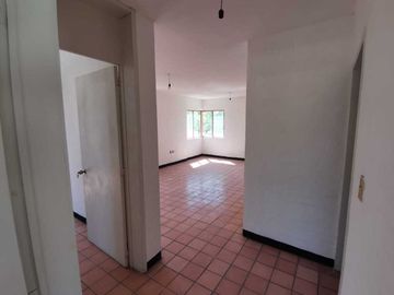 DEPARTAMENTO AMPLIOS ESPACIOS Y MUY VENTILADOS, A 5 MINUTOS DEL CENTRO DE COLIMA