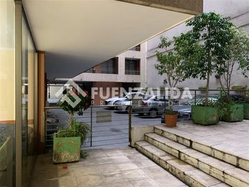 Arriendo Departamento Santiago 3 dormitorios Estacionamiento