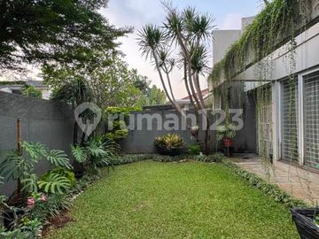 Rumah Modern Lokasi Terdepan di Cinere