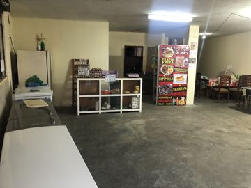 PROPIEDAD COMERCIAL, 3 LOCALES, VIA PRINCIPAL, CALDERON, NORTE DE QUITO