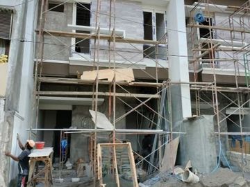 On Progress Rumah Hunian 2 Lt Wisma Permai Galaxy MERR