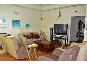 Oportunidad Única! Se Vende Casa Con Vistas Impresionantes en Sora