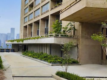 Condominio nuevo 2 estacionamientos, alberca con carril de nado, gimnasio, area
