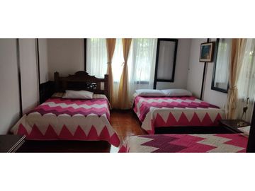 SE VENDE CHALET EN MONTENEGRO