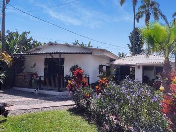 SE VENDE CHALET EN MONTENEGRO