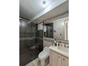 VENDO APARTAMENTO, 3 ALCOBAS, PISO 13, MIRAMAR