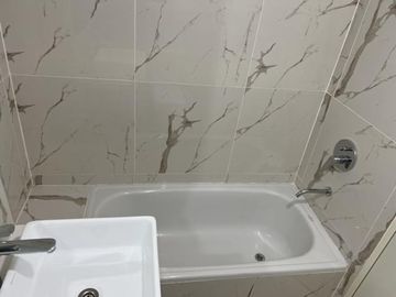 NUÑEZ - Muy buen departamento, 3 ambientes , patio, office, y amenities. Adicional COCHERA