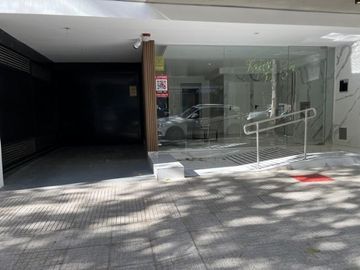 NUÑEZ - Muy buen departamento, 3 ambientes , patio, office, y amenities. Adicional COCHERA