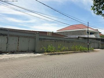 Rumah Klampis Wisma Mukti, Strategis, Hadap Timur