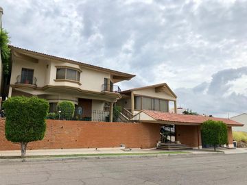 SE VENDE CASA EN COLONIA PITIC MIRADOR HERMOSILLO