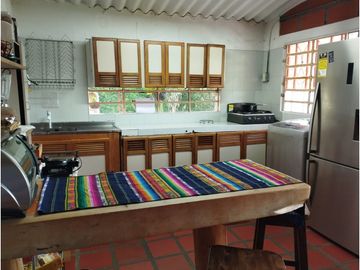 VENTA FINCA 1300 mts2 GUARNE SECTOR CHAPARRAL