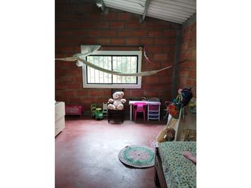 VENTA FINCA 1300 mts2 GUARNE SECTOR CHAPARRAL