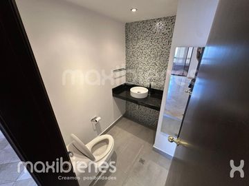 apartamento en arriendo en el tesoro. Cod A69919