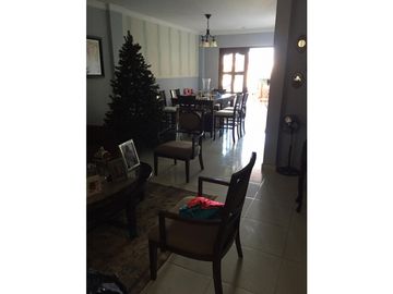Vendo casa en Las Cumbres *LC-10*
