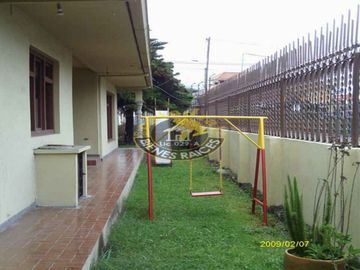 Casa de venta en Av. 10 de Agosto – código:10637