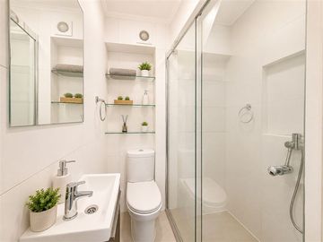 CASA REMODELADA VENTA,LA FLORIDA,3D/2B/1E,CONDOMINIO PRIVADO
