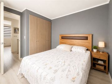 CASA REMODELADA VENTA,LA FLORIDA,3D/2B/1E,CONDOMINIO PRIVADO