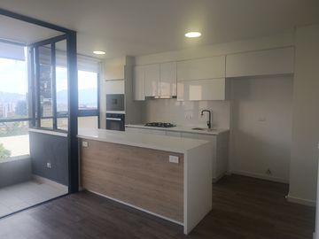 apartamento en arriendo en la linde. Cod A9433968