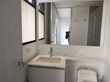 apartamento en arriendo en la linde. Cod A9433968