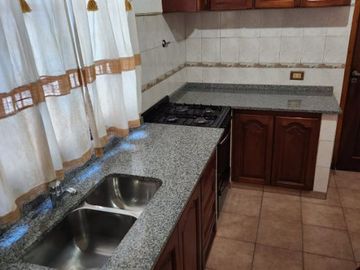 Departamento Tipo Casa en venta en Sarandi Oeste
