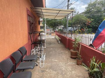 casa en venta en atanasio girardot. Cod V108195