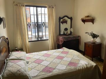 casa en venta en atanasio girardot. Cod V108195