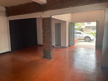 casa en venta en atanasio girardot. Cod V108195