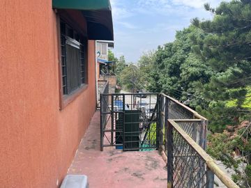 casa en venta en atanasio girardot. Cod V108195