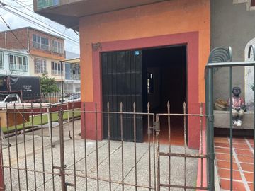 casa en venta en atanasio girardot. Cod V108195
