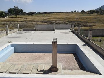 VENTA OPORTUNIDAD CASA DE CAMPO CON SALON DE