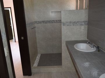 VENTA OPORTUNIDAD CASA DE CAMPO CON SALON DE