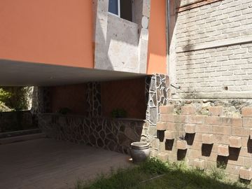 VENTA OPORTUNIDAD CASA DE CAMPO CON SALON DE