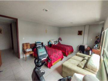 Casas En Venta En Lomas Del Marmol 1a Sección La Calera
