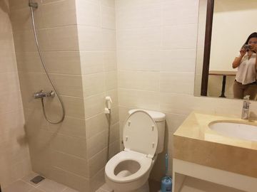 For Rent Cozy Furnished Studio Apartment at Kemang