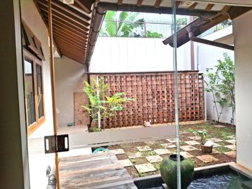 Rumah Di Jalan Suplir Griya Loka BSD 7609
