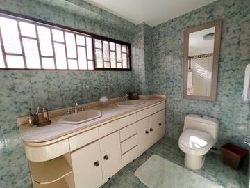 casa en venta en el golf. Cod V102365