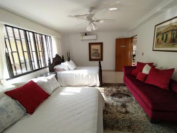 casa en venta en el golf. Cod V102365