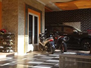 Jual Rumah Mewah 3 Lantai Jalan Kembar di Puri Surya Jaya Sidoarjo