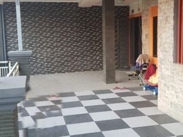 Jual Rumah Mewah 3 Lantai Jalan Kembar di Puri Surya Jaya Sidoarjo