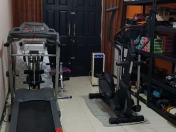 Jual Rumah Mewah 3 Lantai Jalan Kembar di Puri Surya Jaya Sidoarjo
