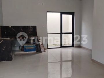 Rumah Bangunan Baru Harga Murah Aman dan Nyaman Park Residence Taman Surya