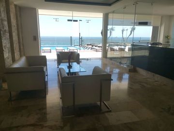 Vendo departamento de lujo frente al mar y cerca del mall del Pacífico