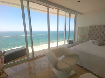 Vendo departamento de lujo frente al mar y cerca del mall del Pacífico
