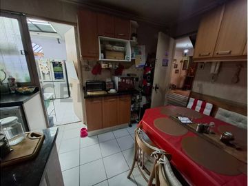 CASA EN VENTA, 6D 5B, LAS CONDES