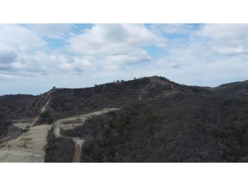 En venta Quinta Vacacional productiva Sector las Palmas.