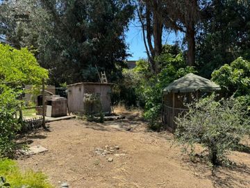 Se Vende Casa con Gran Terreno en Limache
